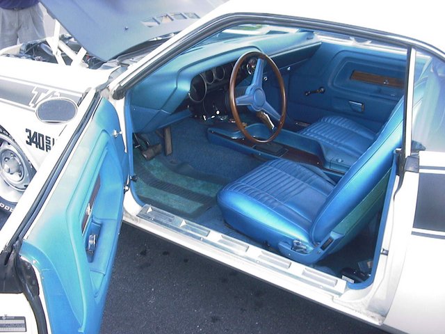 H6B5 Interior.jpg